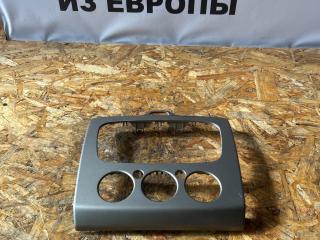 рамка под магнитолу Ford Focus 2 поколение [рестайлинг] CB4 2010, 1.6 л., i, SHDA, бензин, АКПП, panther black (metallic), универсал, передний привод, правый руль