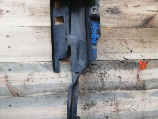 накладка крыла внутренняя перед. лев. Ford Focus 3 поколение CB8 2011, BM51AD2477