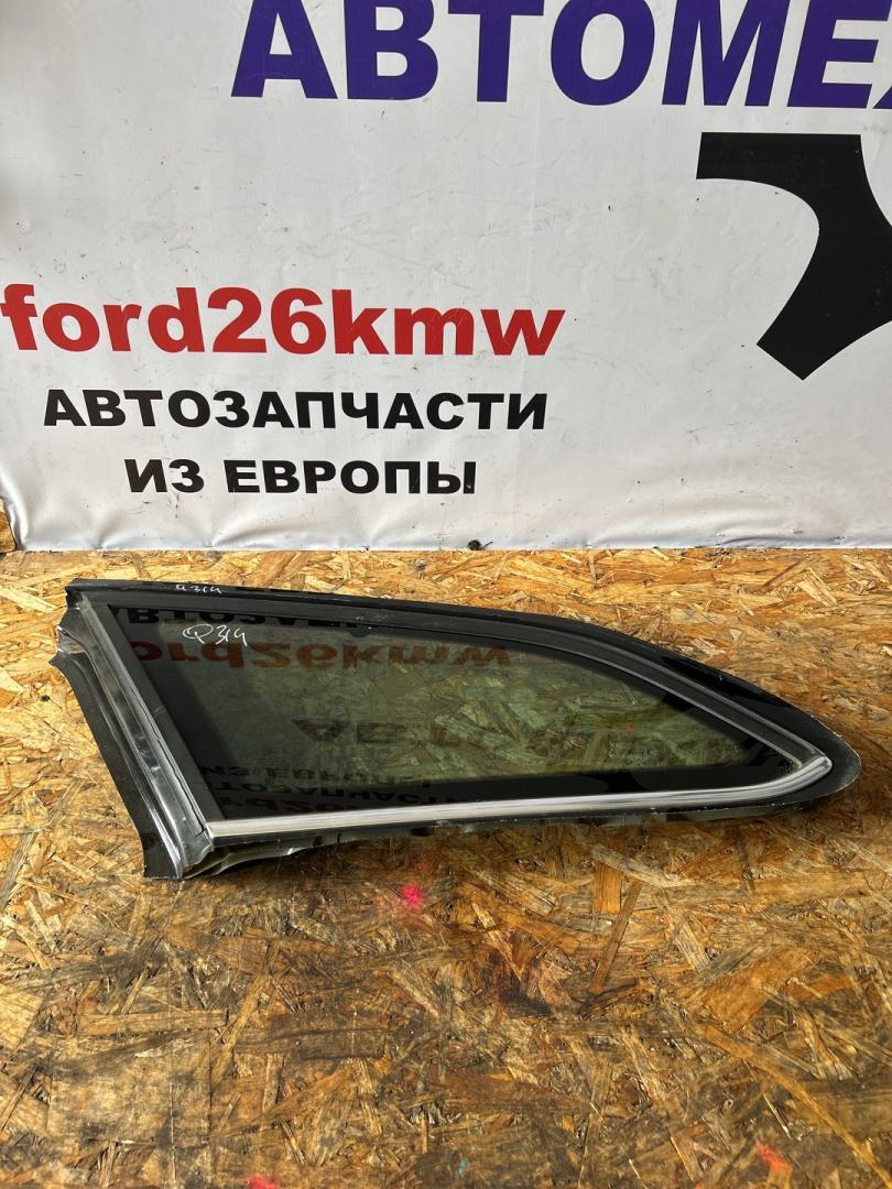 стекло кузовное боковое левое Ford Focus 3 поколение CB8 2012, 1.6 л., VVT-i, PNDA, бензин, робот, panther black (metallic), универсал, передний привод, правый руль, BM51-N297B01-J - фото №1