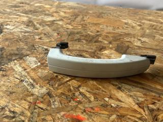 ручка наружная Ford Focus 3 поколение CB8 2012, 1.6 л., бензин, хетчбэк 5 дв., 1738727