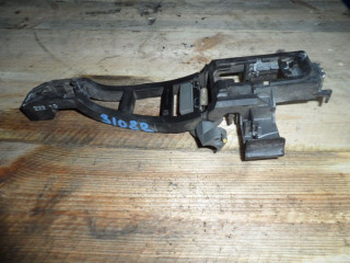 кронштейн (крепление) Ford Focus 2 поколение CB4 2008