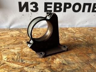 кронштейн полуоси Ford Focus 3 поколение CB8 2012, 1.6 л., VVT-i, PNDA, бензин, робот, panther black (metallic), хетчбэк 5 дв., передний привод, правый руль, BV61-3K305-BA