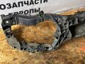 передняя панель крепления облицовки (телевизор) Ford Focus 3 поколение CB8 2012, 1.6 л., VVT-i, PNDA, бензин, МКПП, midnight sky, хетчбэк 5 дв., передний привод, правый руль, BM51-8B041-B - фото №2