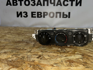 блок управления печки / климат-контроля Ford Focus 3 поколение CB8 2012, 1.6 л., i-VTEC, PNDA, бензин, 5МКПП, white, хетчбэк 5 дв., передний привод, правый руль, 7M5T-19980-AA