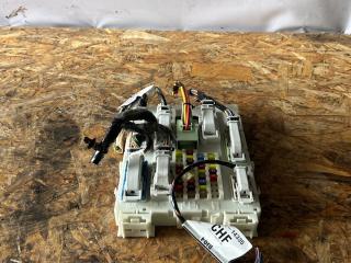 Блок управления BCM (Body Control Module) Ford Focus 3 поколение CB4 2013, 1.6 л., PNDA, бензин, 5МКПП, хетчбэк 5 дв., BV6N14A073FU