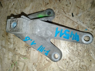 кронштейн КПП Ford Focus 2 поколение CB4 2008, 1.6 л., бензин, 3M517M125