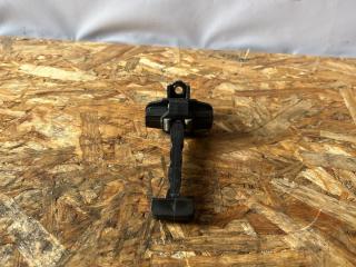 ограничитель открывания двери Ford Focus 3 поколение CB8 2012, 1.6 л., i-VTEC, PNDA, бензин, 5МКПП, white, хетчбэк 5 дв., передний привод, правый руль, BM51A23500AA