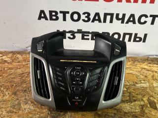 панель управления магнитолой Ford Focus 3 поколение CB8 2012, 1.6 л., i-VTEC, IQDB, бензин, 5МКПП, white(белый), седан, передний привод, AM5T18K811AC