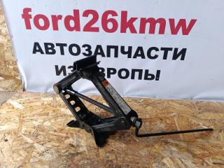 домкрат Ford Focus 3 поколение CB8 2012, 1.6 л., i-VTEC, IQDB, бензин, 5МКПП, frozen white, хетчбэк 5 дв., передний привод, правый руль, 5299678