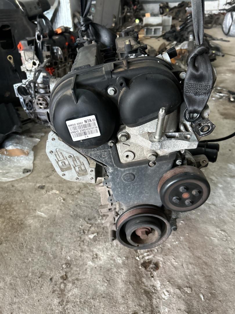 двигатель Ford Focus 3 поколение CB8 2012, 1.6 л., VVT-i, PNDA, бензин, МКПП, midnight sky, хетчбэк 5 дв., передний привод, правый руль - фото №1