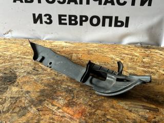накладка крыла внутренняя Ford Focus 2 поколение [рестайлинг] CB4 2010, 1.6 л., i, SHDA, бензин, АКПП, универсал, передний привод, правый руль, 8M51-A02477-AB