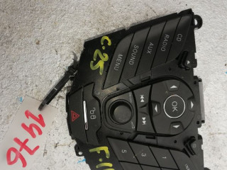 панель управления магнитолой Ford Focus 3 поколение CB8 2012, 2.0 л., бензин