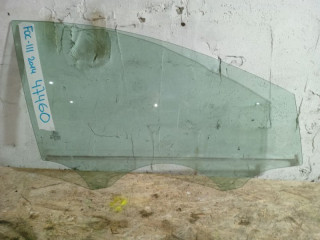 стекло двери передней правой Ford Focus 3 поколение CB8 2014, 1.6 л., бензин