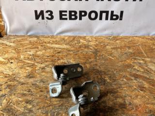 петля двери Ford Fusion (USA) 2 поколение [рестайлинг] 2018, 2.0 л., бензин, АКПП, pn4ag0 - ingot silver metallic, седан, полный привод