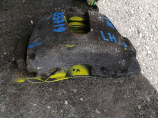 суппорт передний левый Ford Focus 3 поколение CB8 2011, 1.6 л., бензин