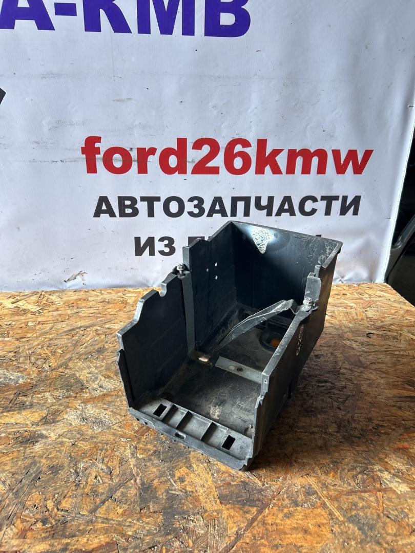 кожух аккумулятора Ford Focus 3 поколение CB8 2012, 1.6 л., VVT-i, PNDA, бензин, робот, panther black (metallic), хетчбэк 5 дв., передний привод, правый руль, AM51-10723 - фото №1