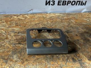 рамка под магнитолу Ford Focus 2 поколение [рестайлинг] CB4 2009, 1.8 л., i, QQDB, бензин, МКПП, moondust silver (metallic), хетчбэк 5 дв., передний привод, правый руль, 7M51-18522CW