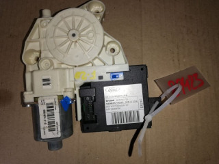 моторчик стеклоподъемника Ford Focus 2 поколение CB4 2007, 981536110