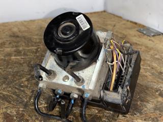 блок ABS Ford Focus 3 поколение CB8 2012, 1.6 л., i-VTEC, IQDB, бензин, 5МКПП, white(белый), седан, передний привод, BV61-2M110-AC