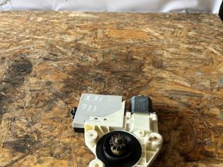 моторчик стеклоподъемника задний правый Ford Focus 2 поколение [рестайлинг] CB4 2009, 1.8 л., i, QQDB, бензин, МКПП, moondust silver (metallic), хетчбэк 5 дв., передний привод, правый руль, 7M5T-14B534CD