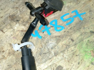 форсунка омывателя лобового стекла Ford Focus 2 поколение CB4 2008, 1.6 л., бензин