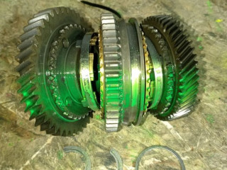 шестерня Ford Focus 2 поколение CB4 2008, 1.8 л., бензин