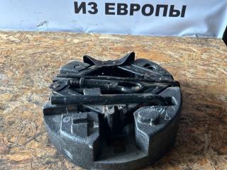 Органайзер Ford Focus 3 поколение CB8 2012, 1.6 л., i-VTEC, IQDB, бензин, МКПП, frozen white, передний привод, правый руль