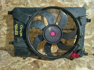 вентилятор радиатора Chevrolet Cruze 1 поколение J300 2011, 13252520