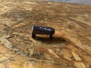 заглушка личинки замка Ford Fusion 1 поколение [рестайлинг] CBK 2009, 1.4 л., i, бензин, 5МКПП, синий металик, передний привод, 1516241