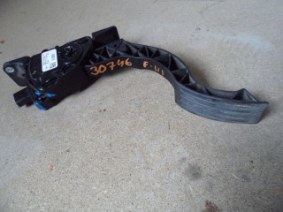 педаль Ford Focus 3 поколение CB8 2011, 1.6 л., бензин