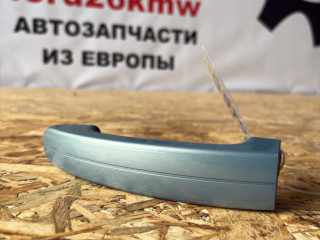 ручка наружная Ford Focus 2 поколение [рестайлинг] CB4 2009, 1.6 л., SHDA, бензин, МКПП, серо голубой металик, хетчбэк 5 дв., передний привод, правый руль, 3M51R22404