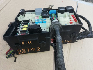 блок предохранителей Ford Focus 2 поколение CB4 2008, 3M5T14A142AB