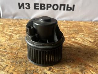 моторчик печки Ford Focus 2 поколение [рестайлинг] CB4 2009, 1.6 л., SHDA, бензин, МКПП, серо голубой металик, хетчбэк 5 дв., передний привод, правый руль