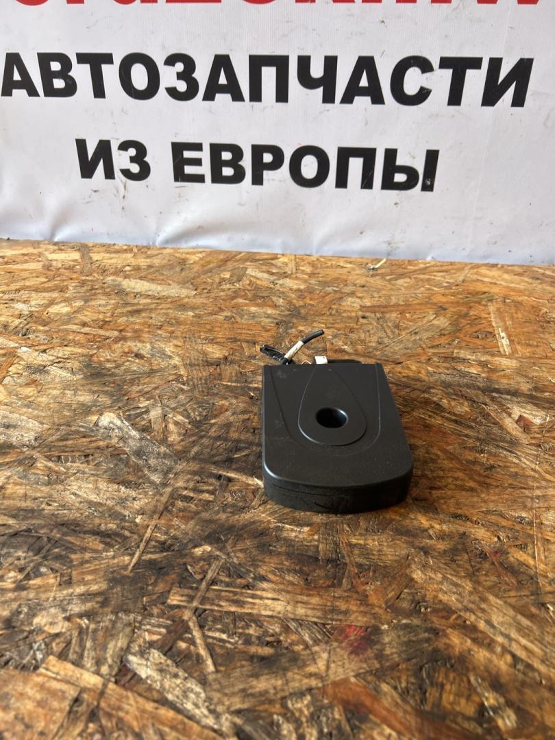 блок Bluetooth Ford Focus 3 поколение CB8 2012, 1.6 л., VVT-i, PNDA, бензин, МКПП, midnight sky, хетчбэк 5 дв., передний привод, правый руль, CS7T-14D212-AC - фото №1
