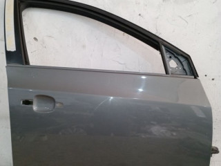 дверь передняя правая Chevrolet Cruze 1 поколение J300 2011, 1.8 л., бензин, 95987758