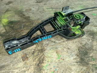 скелет ручки двери передней правой Ford Focus 3 поколение CB8 2011, 1.6 л., бензин