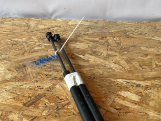 амортизатор крышки багажника (3-5 двери) Ford Focus 2 поколение [рестайлинг] CB4 2009, 1.6 л., бензин, хетчбэк 5 дв.