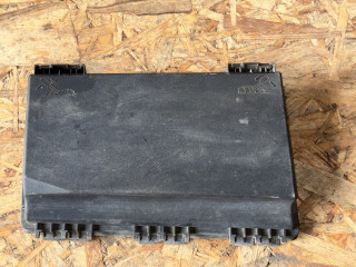 крышка блока предохранителей Opel Astra H/Family [рестайлинг] L69 2010, 1.6 л., i-VTEC, Z 16 XER, бензин, робот, седан, передний привод, 13125865, 743.382-00