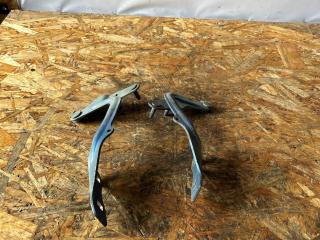 петля капота Ford Focus 2 поколение [рестайлинг] CB4 2010, 1.6 л., i, SHDA, бензин, АКПП, универсал, передний привод, правый руль, 4M51-16800-AR, 4M51-16801-AR