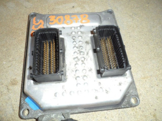 блок управления двигателем Opel Astra H/Family [рестайлинг] L69 2010, 1.6 л., i-VTEC, Z 16 XER, бензин, робот, седан, передний привод, 55559394