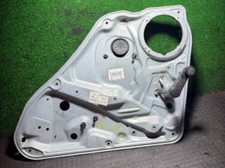 стеклоподъемник задний правый Volkswagen Passat B5 2001, 3B9839752J