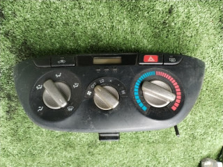 блок управления печки / климат-контроля Toyota RAV4 2 поколение (XA20) 2003, 1.8 л., 5590042100
