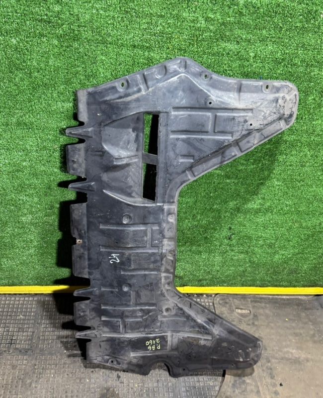 защита двигателя Volkswagen Passat B6 2007, 2.0 л., 3C0825237D - фото №1