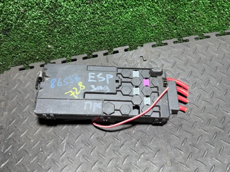блок предохранителей Mercedes-Benz E-Класс W211/S211 2004, 2.2 л., 2115452301 - фото №1