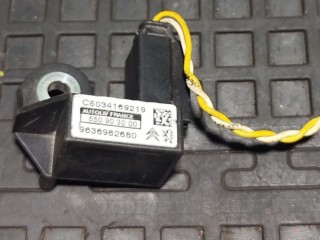 датчик удара Peugeot 607 1 поколение [рестайлинг] 2006, 9636982680