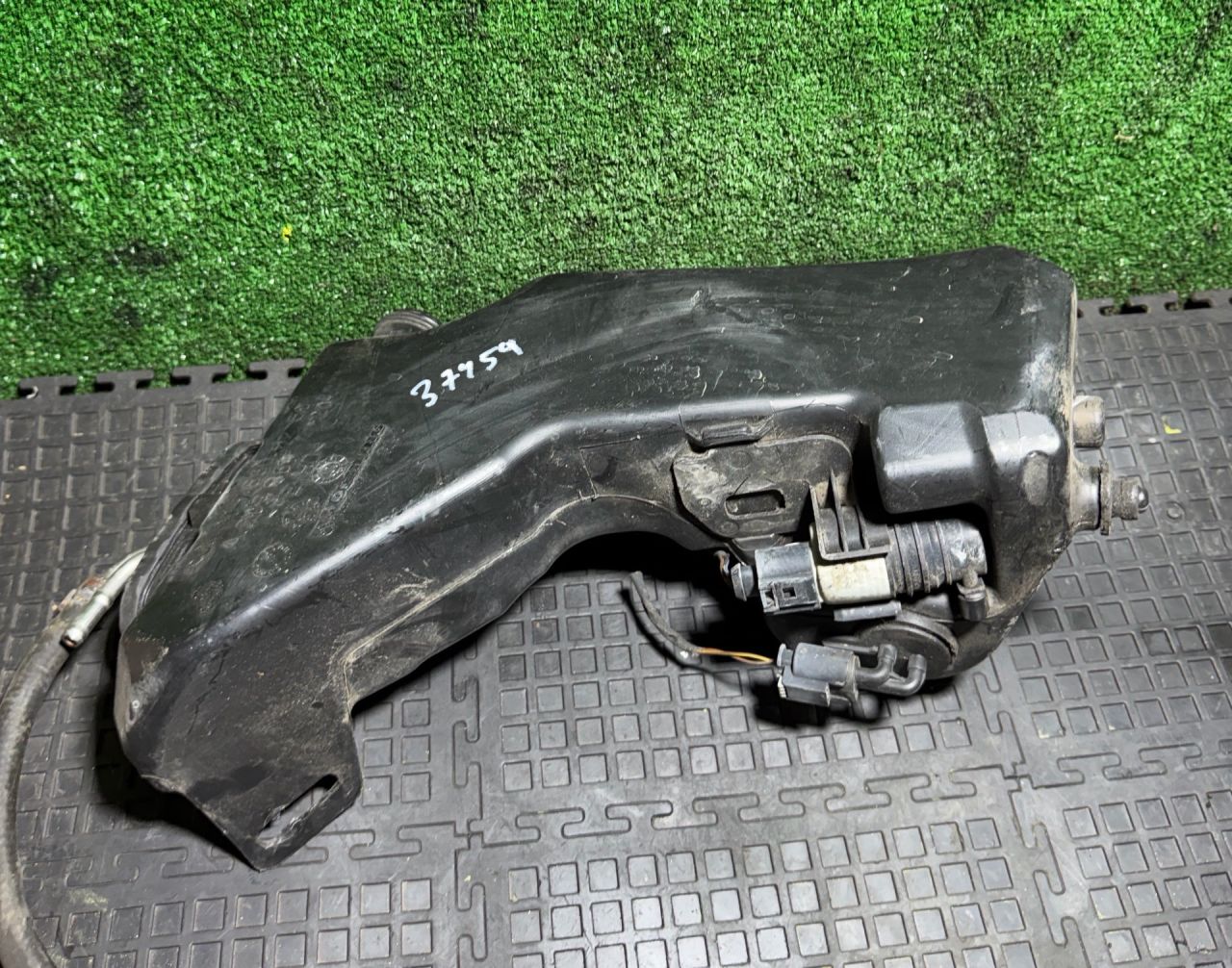 бачок омывателя Mercedes-Benz C-Класс W205/S205/C205 2014, A2058600260