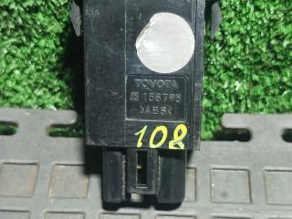 кнопка открытия лючка топливного бака Toyota Avensis 2 поколение (T250) 2003, 2.0 л., дизель, 156795