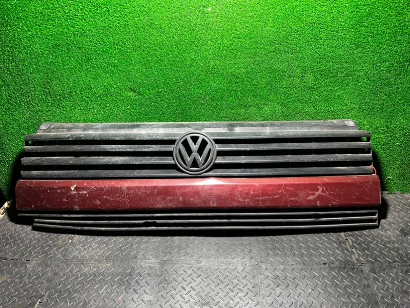 решетка радиатора Volkswagen Transporter T4 1995, 701853653 - фото №1