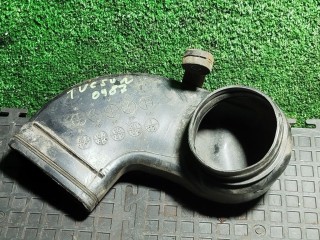 воздуховод (дефлектор) радиатора Hyundai Tucson 1 поколение (2004 - 2010), 28211-2E200