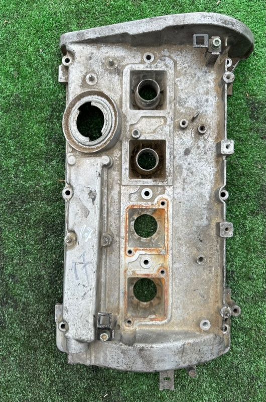 клапанная крышка Volkswagen Passat B5 1999, 1.8 л., 06B103475L - фото №1